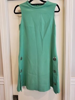 Elie Tahari Green Peyton Shift Dress with Silver Button Detail Size 6